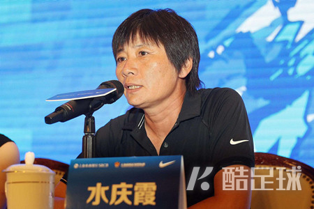 2022年中国女足主教练